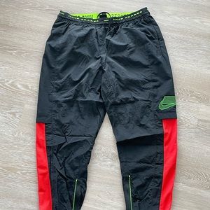 Nike black rack pants medium